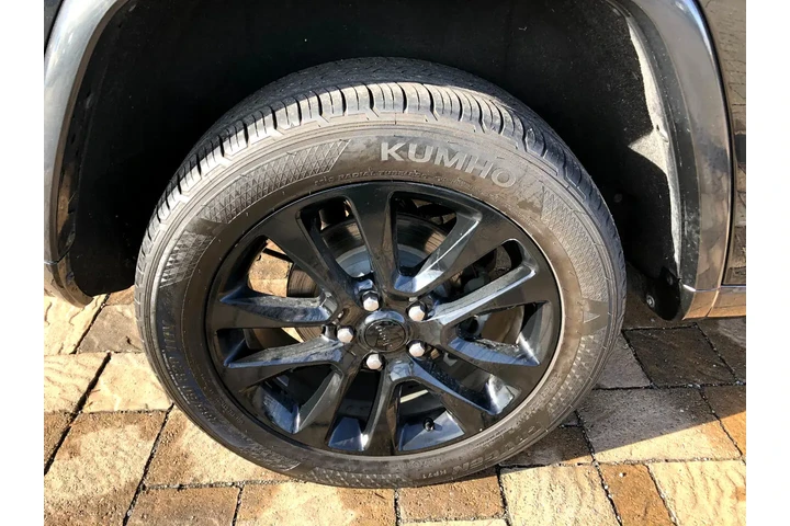 $19990 : 2018 Grand Cherokee Altitude image 8