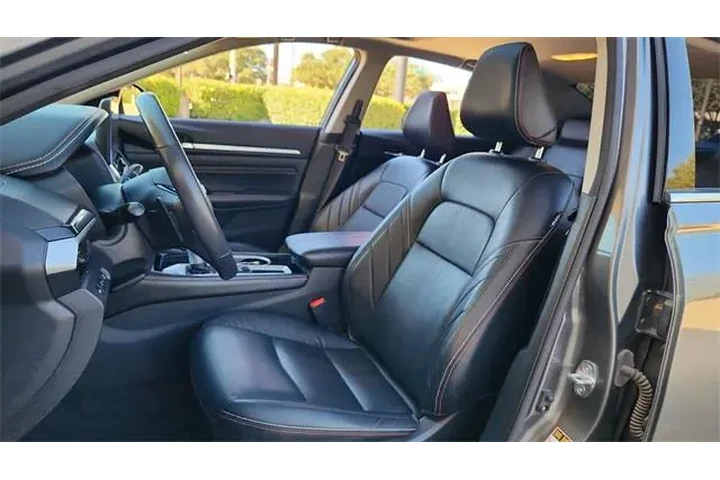 $24250 : Nissan Altima 2023 2.5 SR 4d image 10