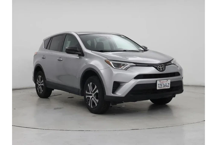 $20998 : Toyota RAV4 2017 LE 4dr SUV image 1