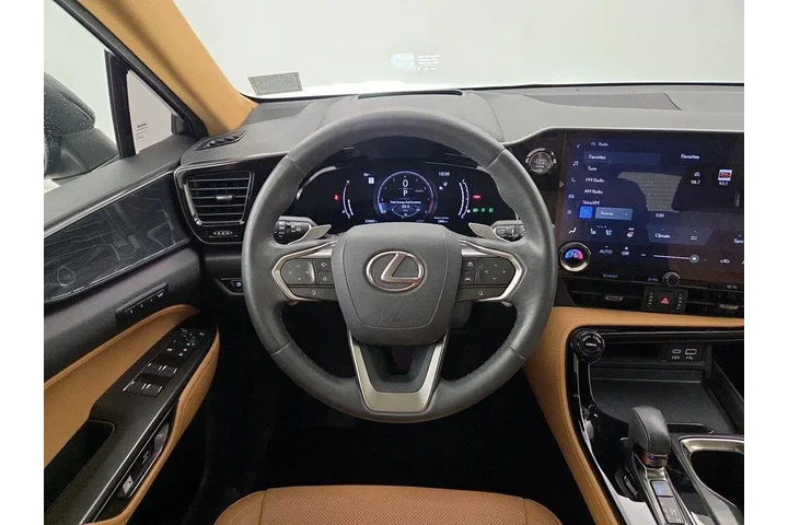 $35998 : Lexus NX 250 2023 Premium 4d image 10