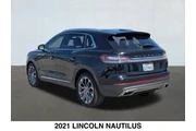 $26575 : Lincoln Nautilus 2021 Reserv thumbnail