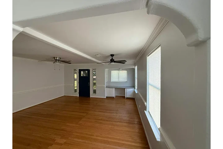 $800 : Hogar especial para la familia image 2
