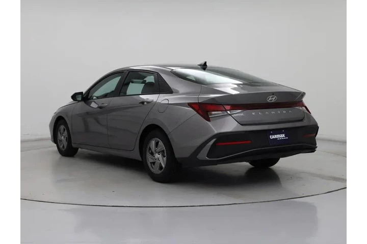 $16998 : Hyundai ELANTRA 2024 SE 4dr image 2