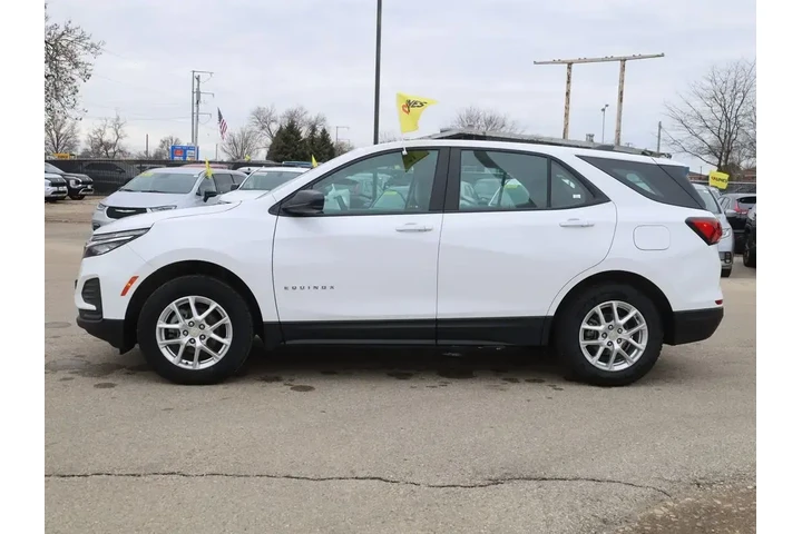 $18277 : Chevrolet Equinox 2023 4x4 L image 5