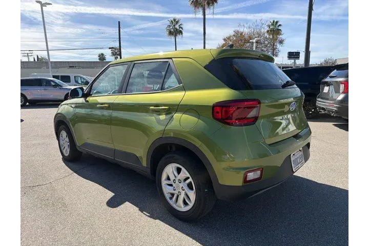 $16454 : Hyundai VENUE 2022 SE 4dr Cr image 5