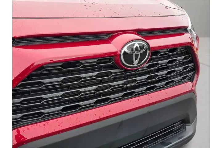 $30066 : Toyota RAV4 2024 LE 4dr SUV image 9