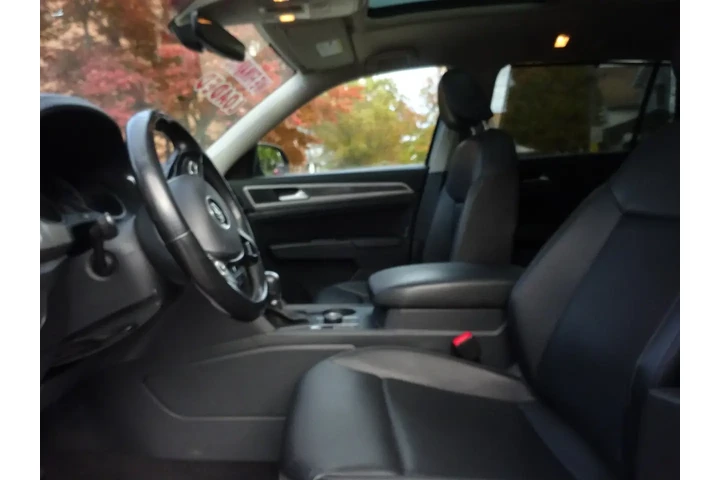 $13900 : 2019 Atlas 3.6L V6 SE w/Techn image 8