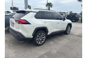$28459 : Toyota RAV4 2022 XLE Premium thumbnail