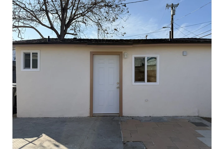 $1800 : Casita de 1 recámara image 2