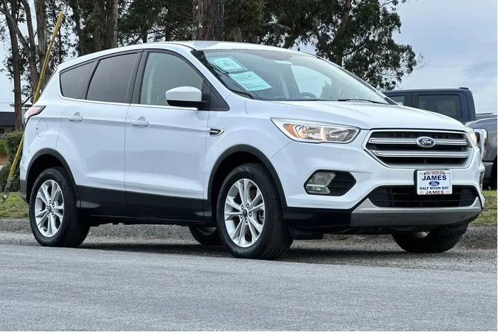 Ford Escape 2017 AWD SE 4dr image 7