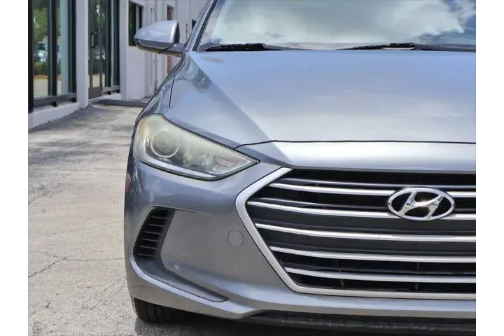 $9290 : Hyundai ELANTRA 2017 SE 4dr image 8
