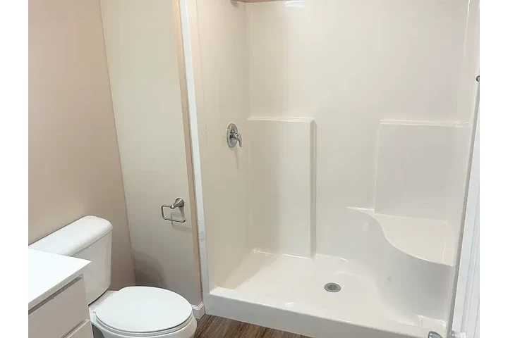 $1500 : SINGLE FAMILY HOUSE image 3