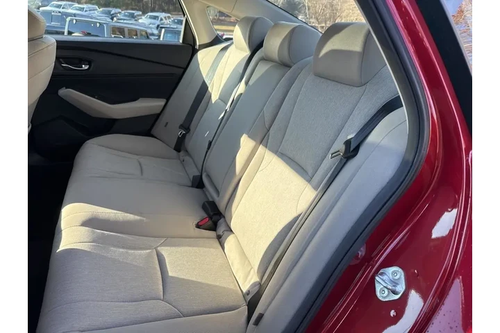 $28377 : Honda Accord 2024 EX 4dr Sed image 10