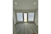 $700 : Beautiful Home...Miami, FL thumbnail