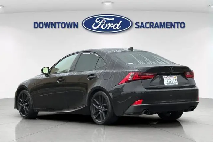 $18994 : Lexus IS 200t 2016 4dr Sedan image 8