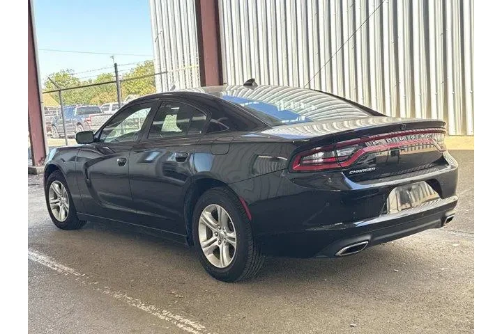 Dodge Charger 2023 SXT 4dr S image 3