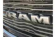 $32136 : Ram 1500 2022 4x4 Laramie 4d thumbnail