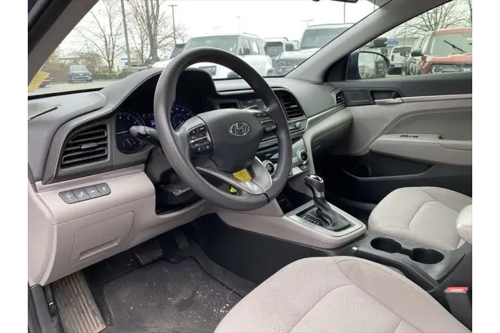 $13489 : Hyundai ELANTRA 2019 SEL 4dr image 9