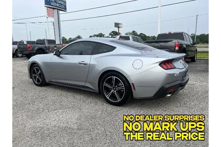 $30981 : Ford Mustang 2024 EcoBoost 2 image 5