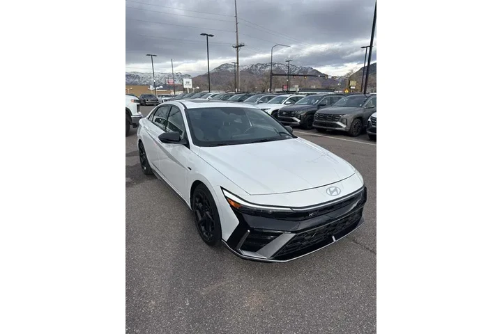 $25969 : Hyundai ELANTRA 2025 N Line image 3