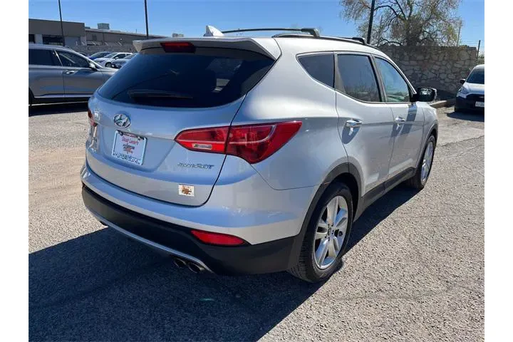 $10846 : Hyundai SANTA FE Sport 2013 image 8