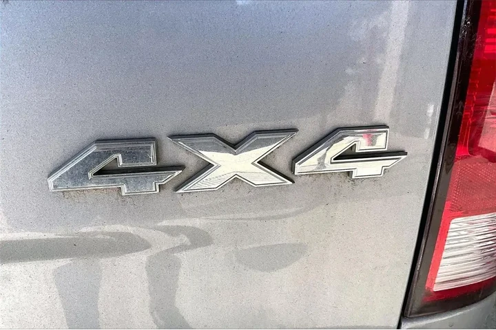 $20591 : Ram 1500 Classic 2019 4x4 Lo image 9