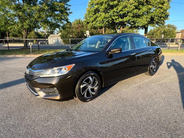 $10900 : 2016 Accord LX image 3