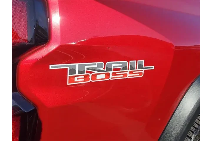 $35990 : Chevrolet Colorado 2025 4x4 image 6