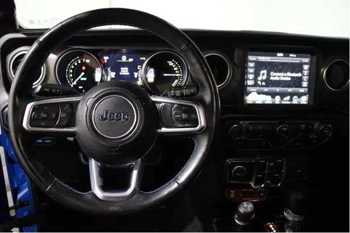 $37998 : Jeep Wrangler Unlimited 2022 image 8