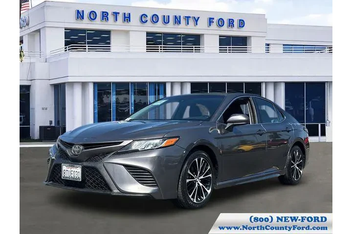 $16000 : Toyota Camry 2018 L 4dr Seda image 1