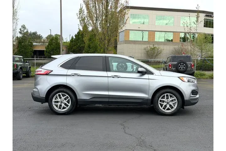 $25995 : Ford Edge 2024 AWD ST-Line 4 image 2