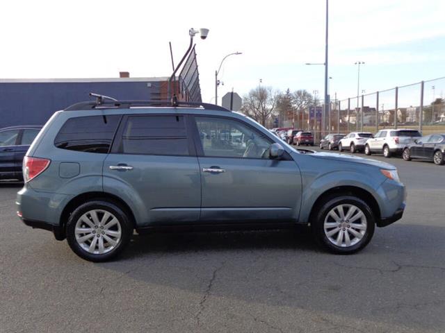 $8450 : 2012 Forester 2.5X Premium image 5