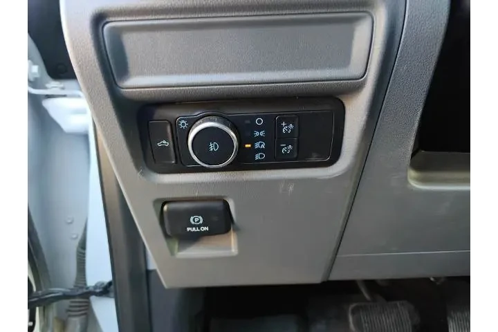 $35168 : Ford F-150 2021 4x4 XLT 4dr image 10