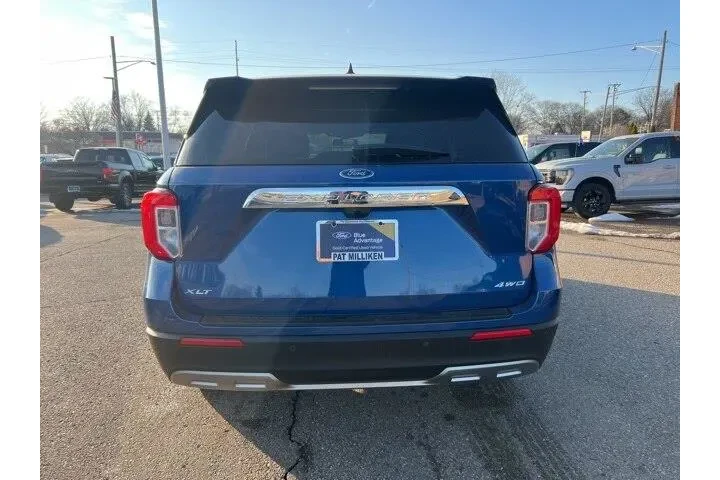 $26842 : Ford Explorer 2022 AWD XLT 4 image 4