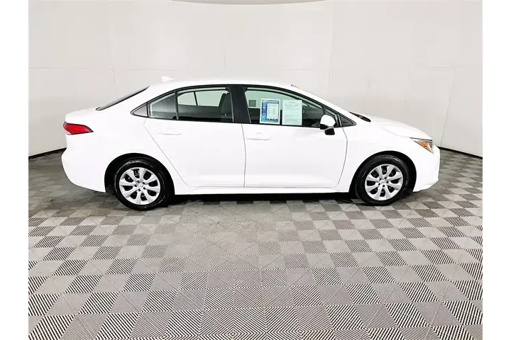 $19800 : Toyota Corolla 2024 LE 4dr S image 8