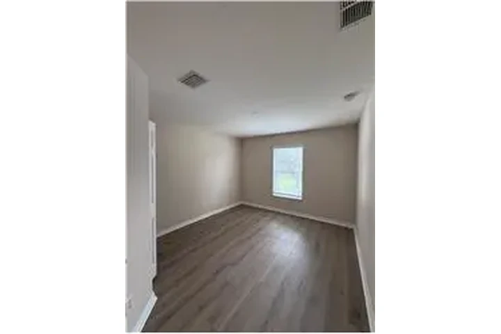 $2150 : Rental property with 3 bedro image 6