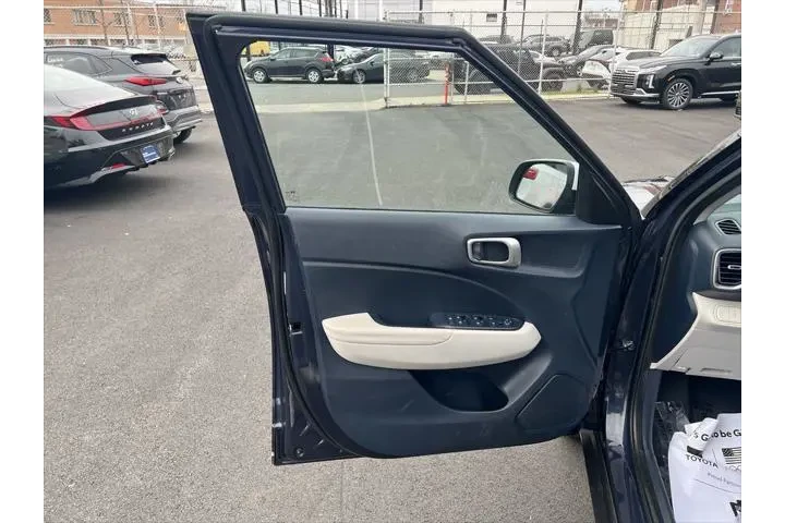 $16035 : Hyundai VENUE 2021 Denim 4dr image 10