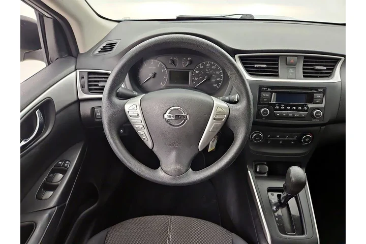 $13998 : Nissan Sentra 2017 S 4dr Sed image 10