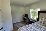 2 bedrooms and 2/5bathrooms. en Los Angeles