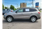 $7983 : Hyundai SANTA FE 2011 AWD GL thumbnail