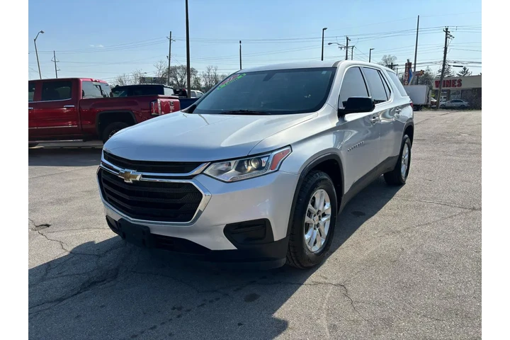 2021 Traverse AWD 4dr LS w/1LS image 6