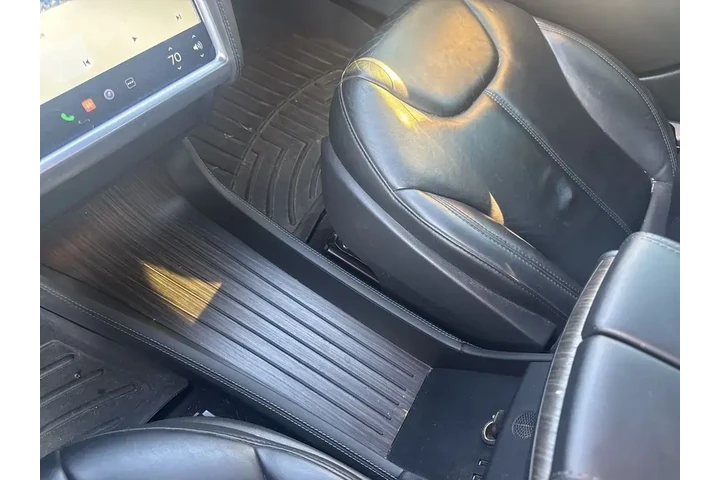 $17879 : Tesla Model S 2015 AWD 85D 4 image 9