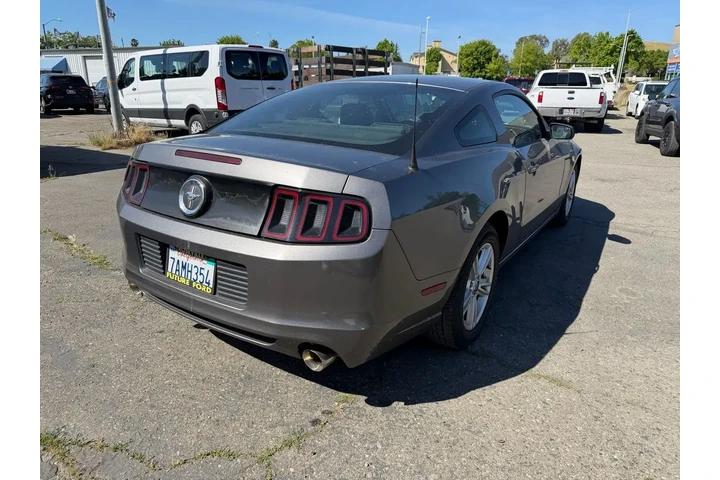 $13000 : Ford Mustang 2013 V6 2dr Fas image 5