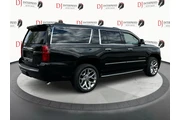 $18995 : 2016 CHEVROLET SUBURBAN2016 C thumbnail