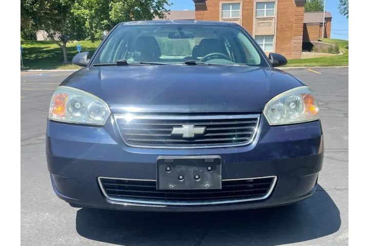 $2400 : 2006 Malibu LS image 7