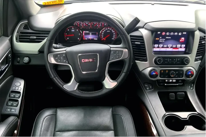 $17878 : GMC Yukon 2016 4x2 SLT 4dr S image 5