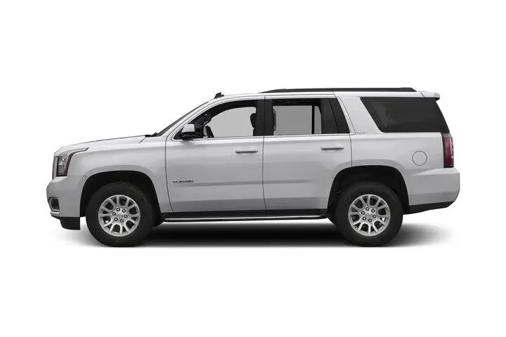 $19590 : GMC Yukon 2017 4x2 SLE 4dr S image 3
