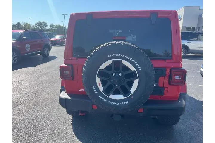 $33799 : Jeep Wrangler Unlimited 2021 image 3