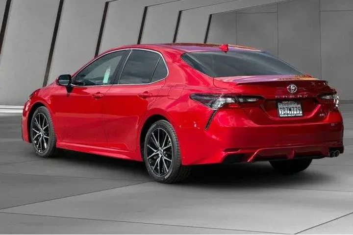 $24900 : Toyota Camry 2022 SE 4dr Sed image 10