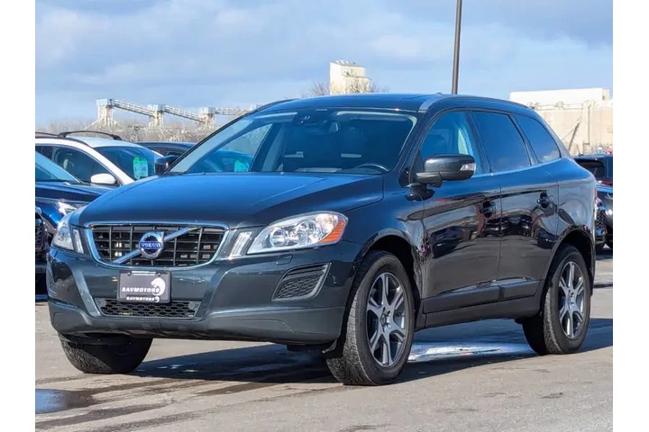 $7985 : 2013 XC60 T6 image 9